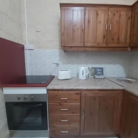 Three Apartment เบียกุ ภายนอก รูปภาพ